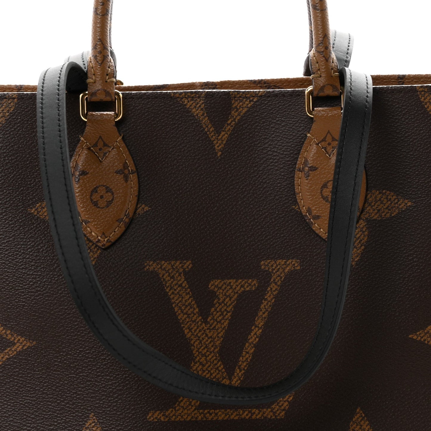 Reverse Monogram Giant Onthego MM