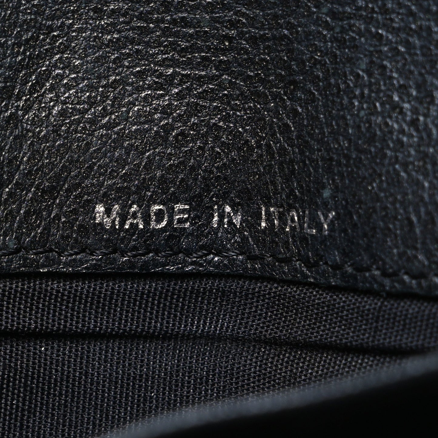 Goatskin Camellia Embossed Yen Wallet Black