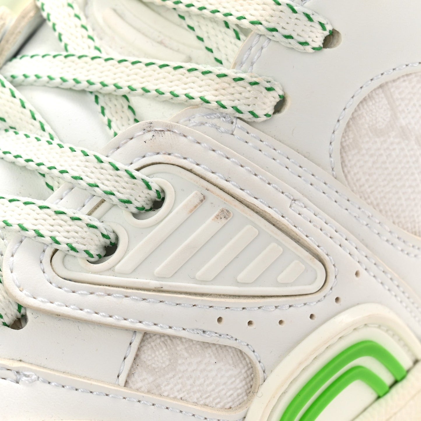 Demetra GG Supreme Monogram Womens Basket Low Top Sneakers 35 Great White Green