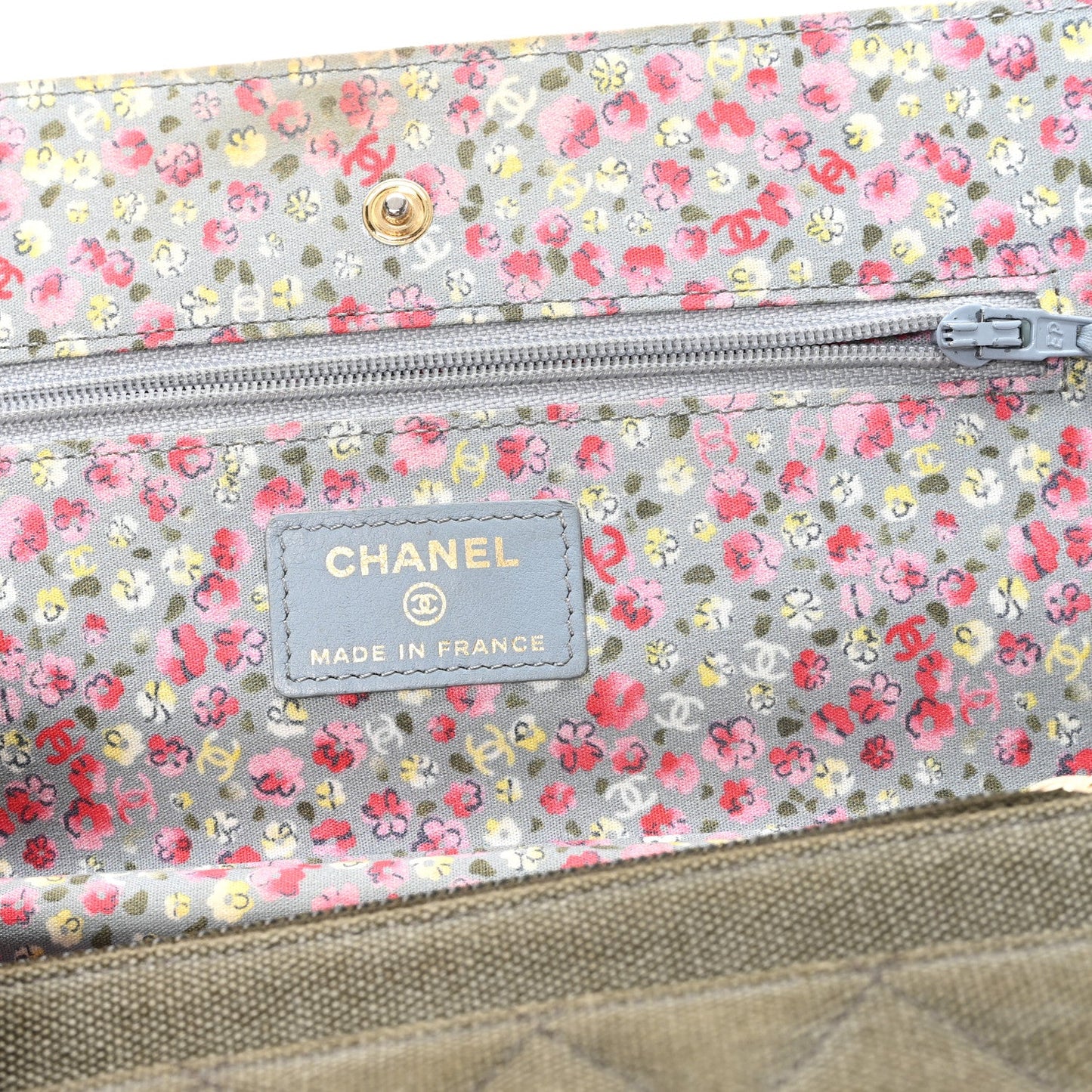 Canvas Quilted Coco Cuba Charms Wallet On Chain WOC Khaki