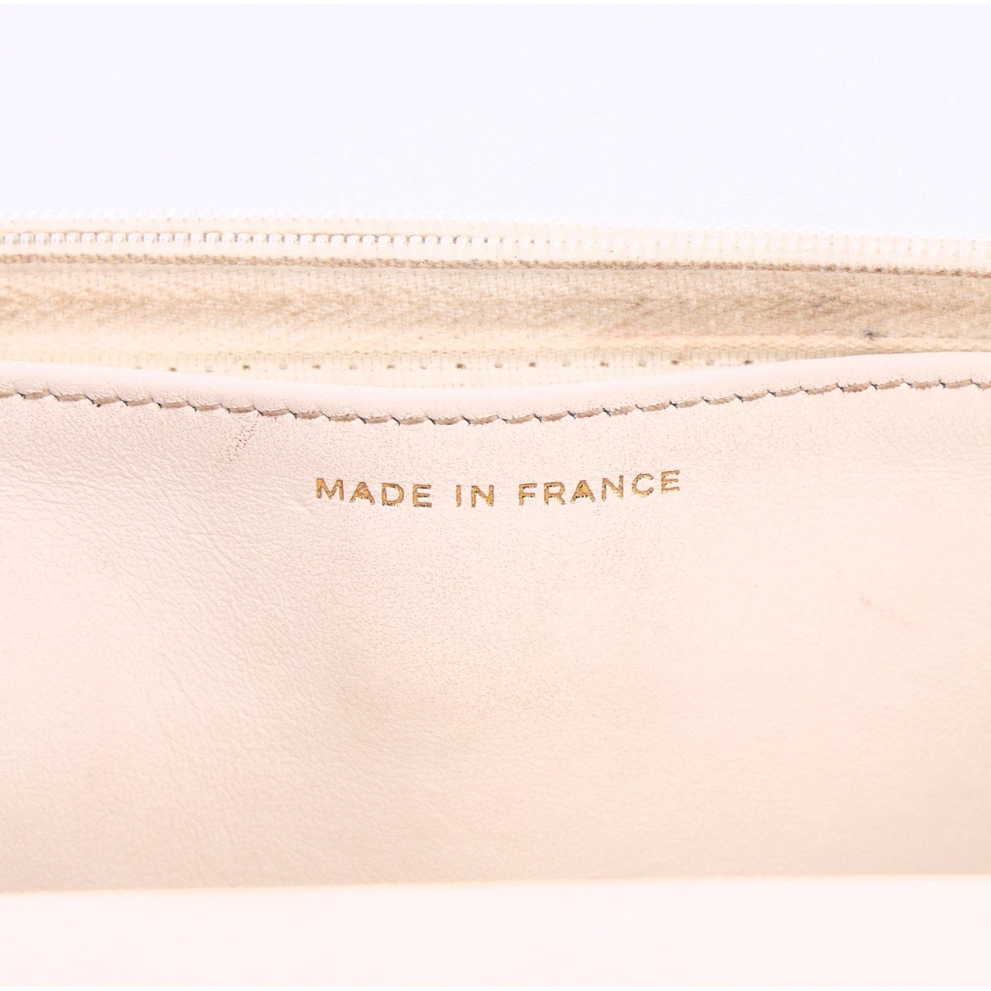 Caviar Quilted Wallet On Chain WOC White