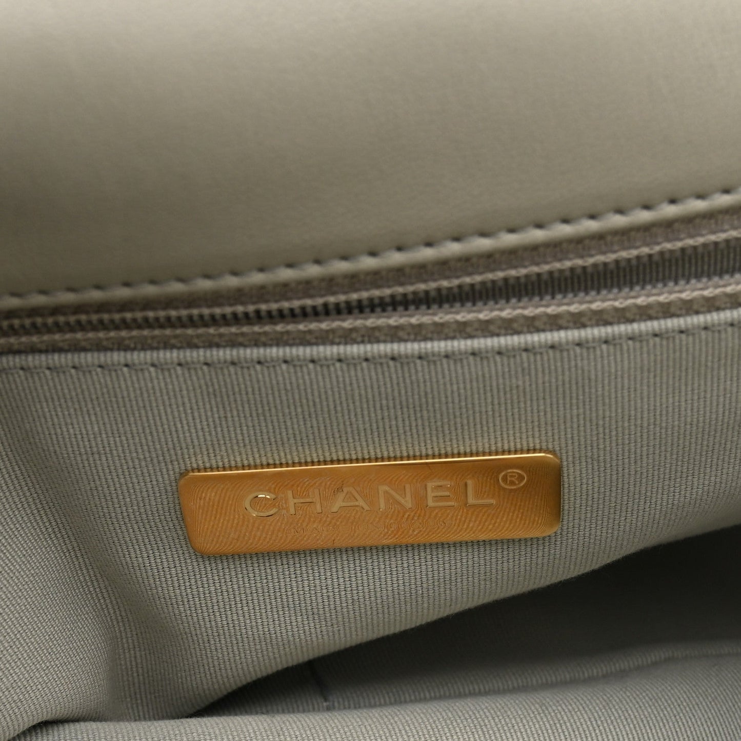 Lambskin Quilted Medium Chanel 19 Flap Light Grey