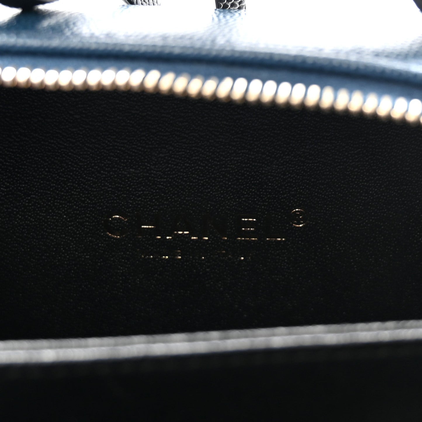 Caviar Quilted Small CC Filigree Vanity Case Navy Black