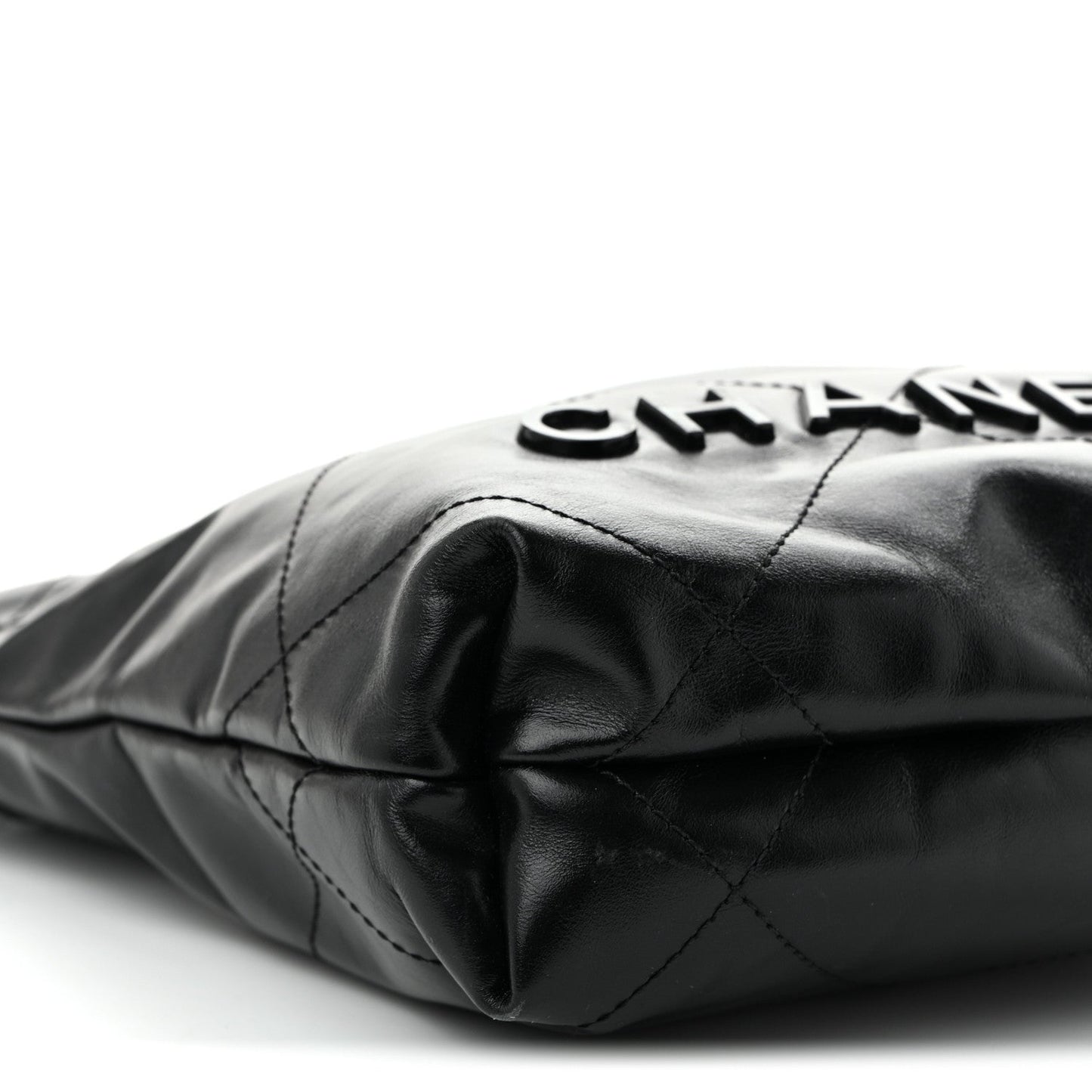 Shiny Calfskin Quilted Mini Chanel 22 So Black