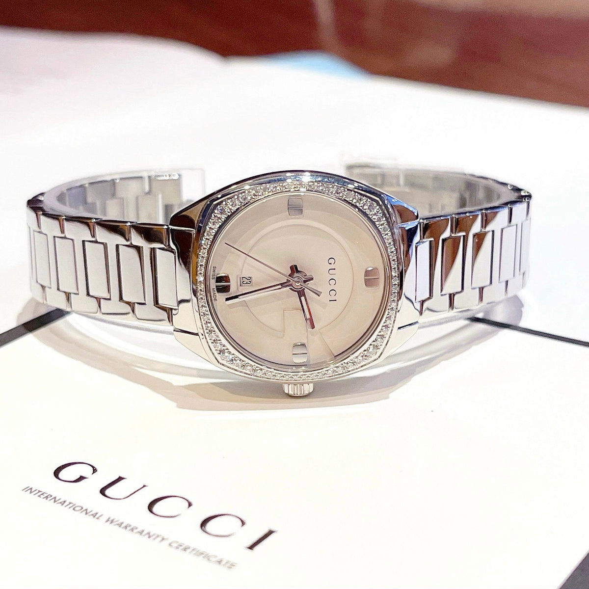 Gucci GG2570 Diamonds White Dial Silver Steel Strap Watch For Women - YA142506