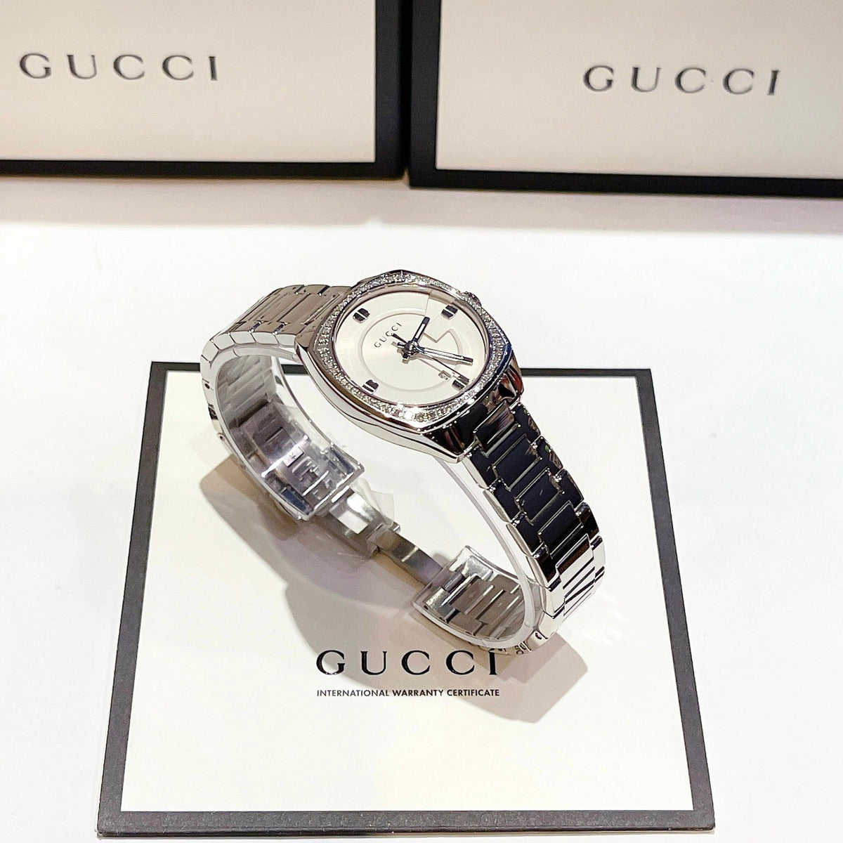 Gucci GG2570 Diamonds White Dial Silver Steel Strap Watch For Women - YA142506